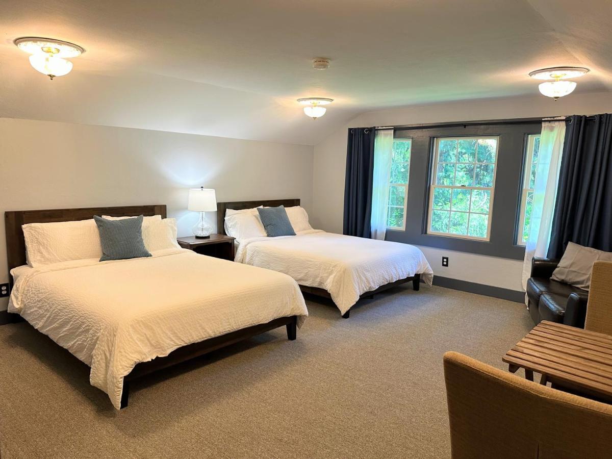 Westfir Lodge & Mountain Market Oakridge Extérieur photo