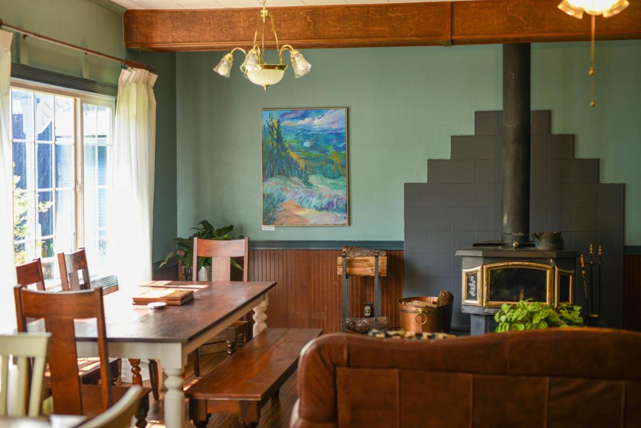 Westfir Lodge & Mountain Market Oakridge Extérieur photo